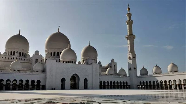 masjid riyadh solo